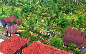 Mamaras Guest House